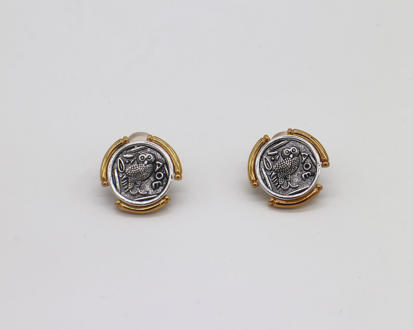 Wisdom Coin Ear Stud Wander + Pray