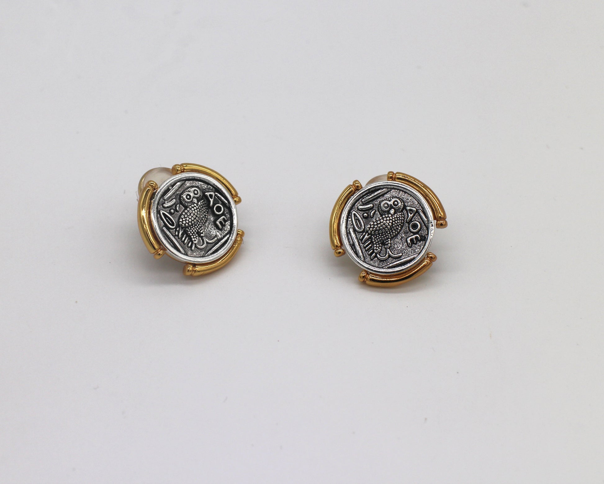 Wisdom Coin Ear Stud Wander + Pray