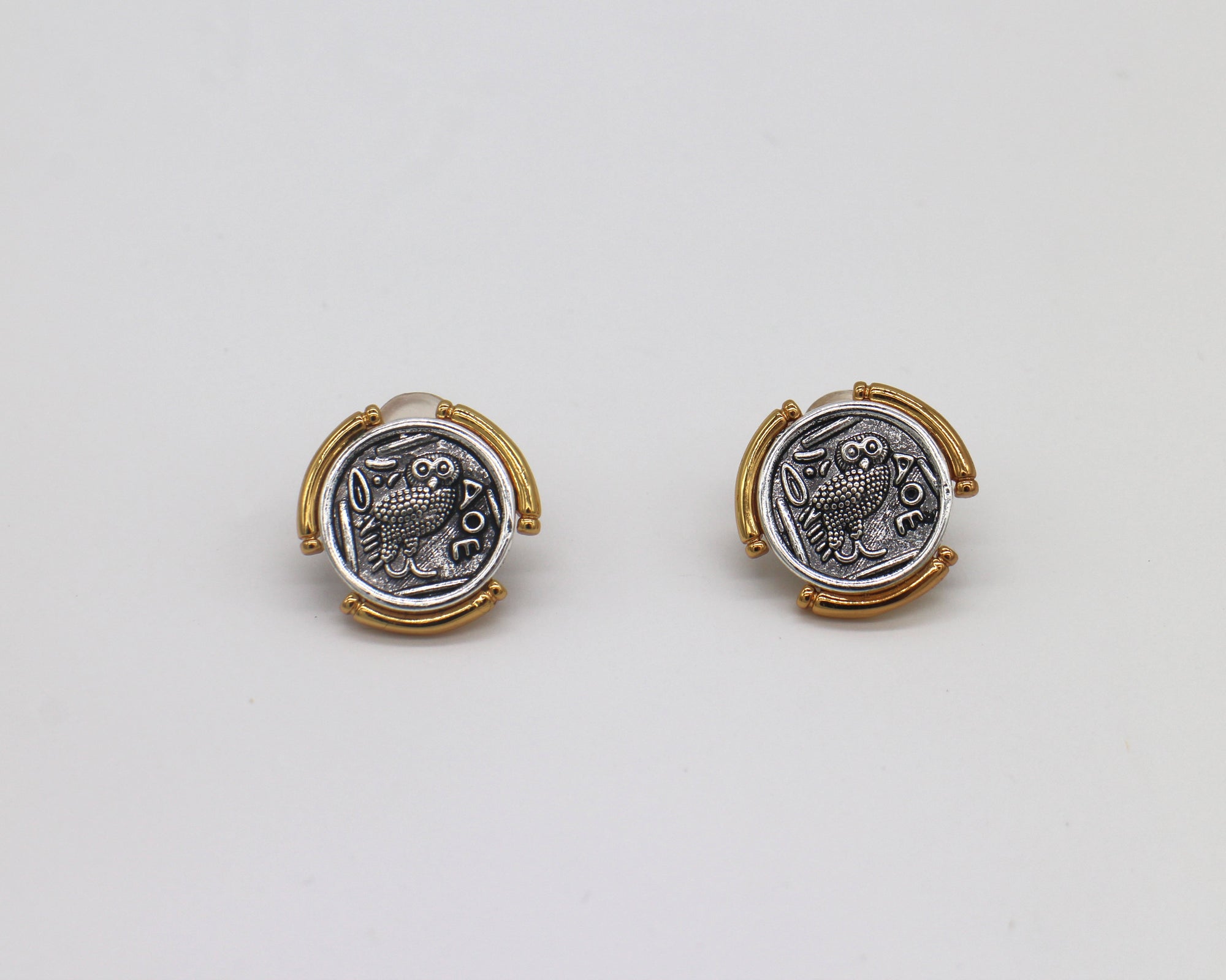 Wisdom Coin Ear Stud Wander + Pray