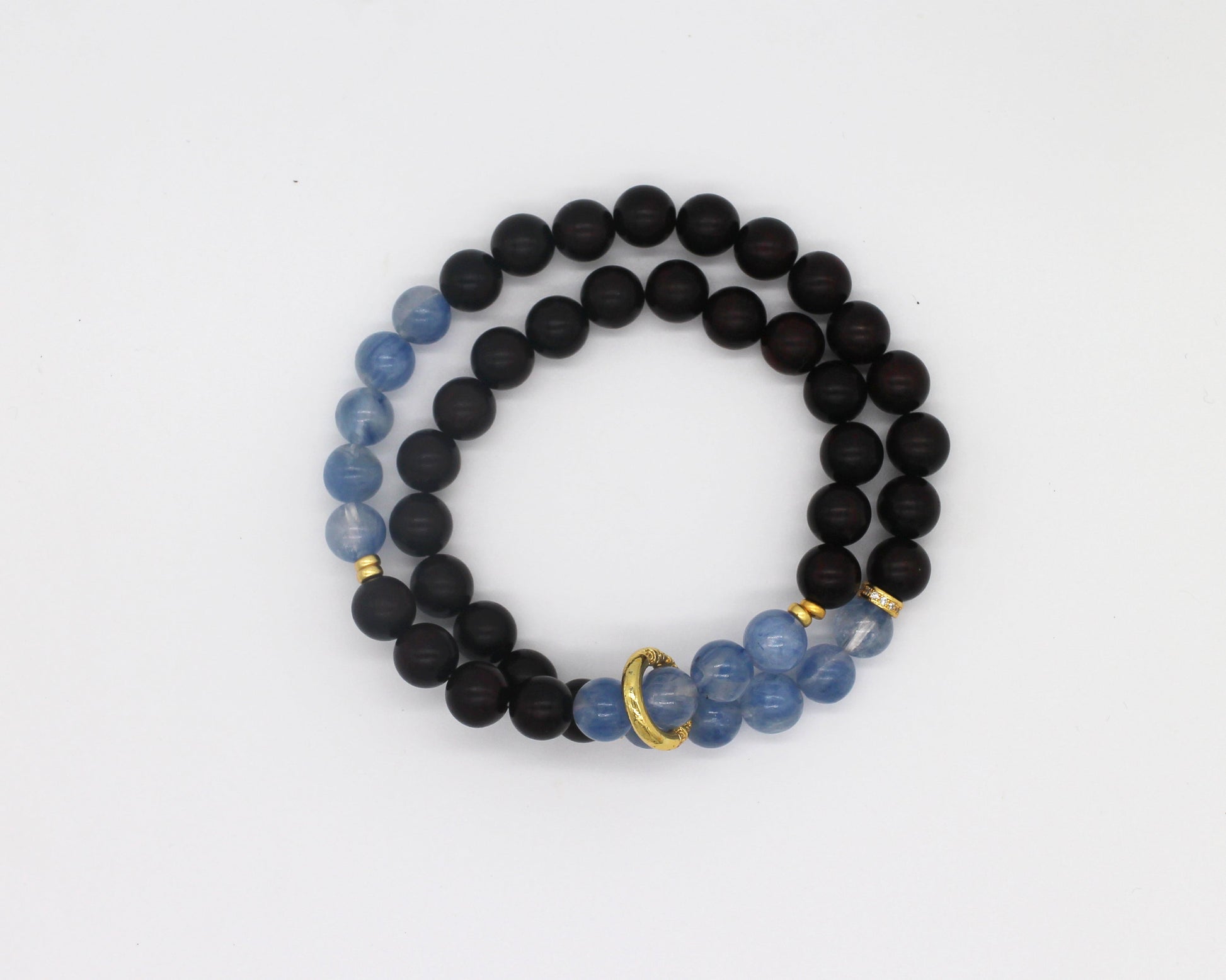 8mm Small-Leaf Sandalwood and Kyanite Bracelet with Sliding Ring Wander + Pray